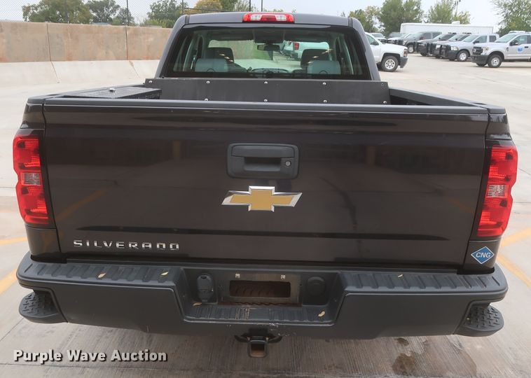 image for item HW9015 2016 Chevrolet Silverado 1500  Double Cab pickup truck