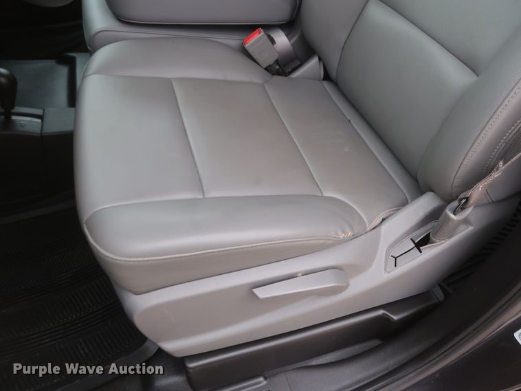 image for item HW9015 2016 Chevrolet Silverado 1500  Double Cab pickup truck