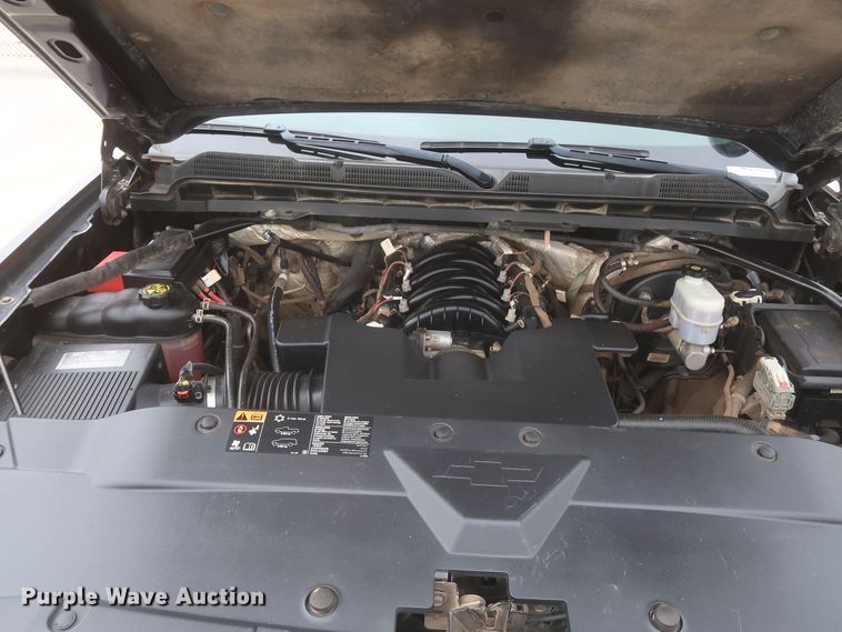 image for item HW9015 2016 Chevrolet Silverado 1500  Double Cab pickup truck