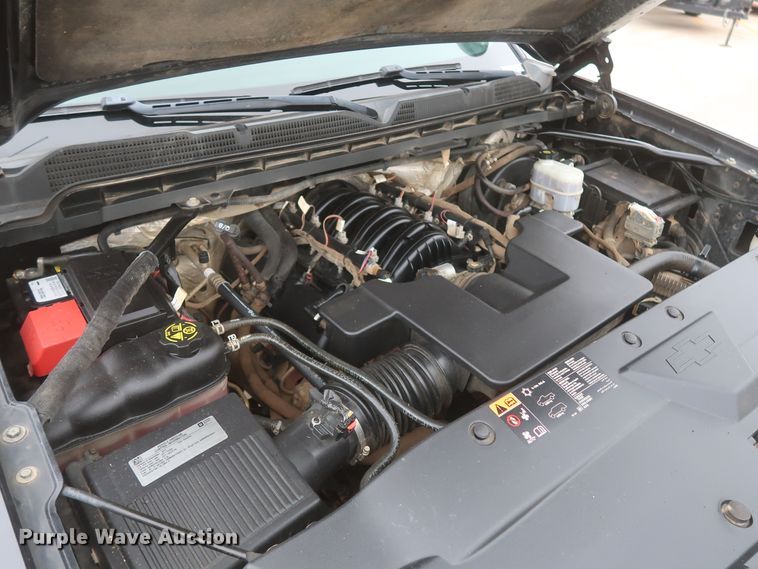 image for item HW9015 2016 Chevrolet Silverado 1500  Double Cab pickup truck