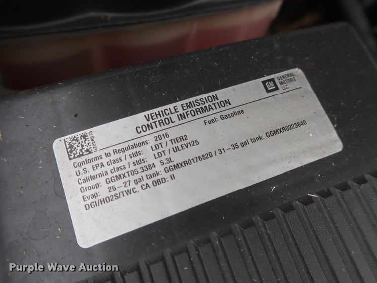 image for item HW9015 2016 Chevrolet Silverado 1500  Double Cab pickup truck