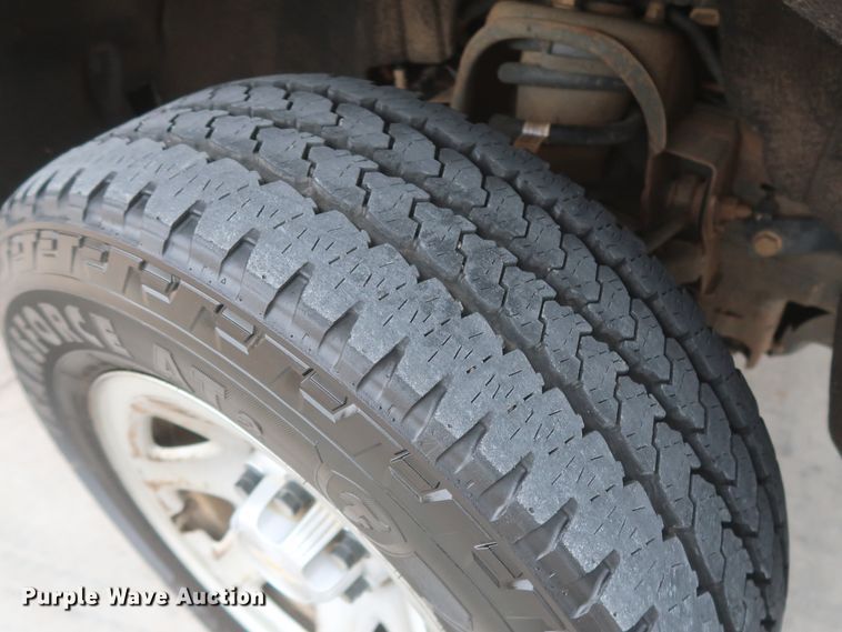 image for item HW9015 2016 Chevrolet Silverado 1500  Double Cab pickup truck