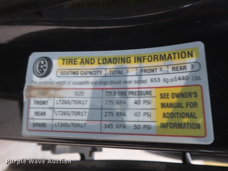 image for item HW9015 2016 Chevrolet Silverado 1500  Double Cab pickup truck