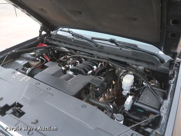 image for item HW9016 2016 Chevrolet Silverado 1500  Double Cab pickup truck