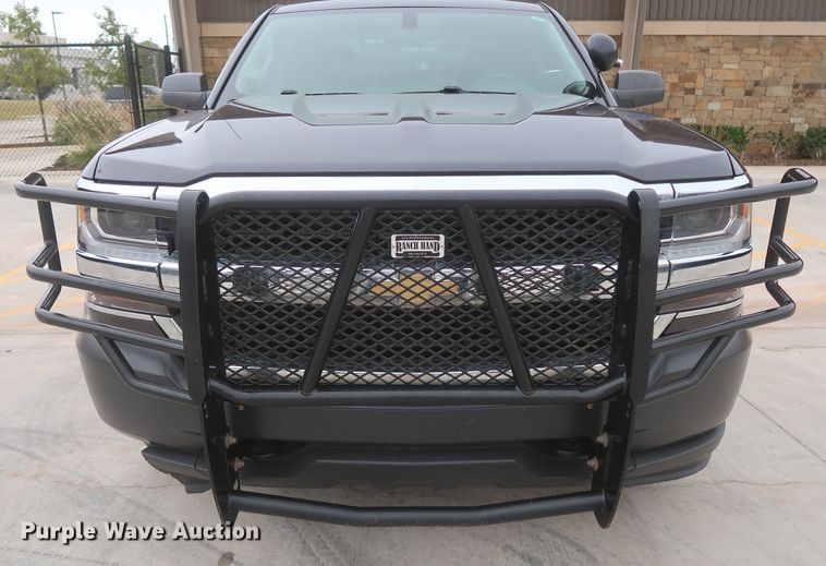 image for item HW9016 2016 Chevrolet Silverado 1500  Double Cab pickup truck