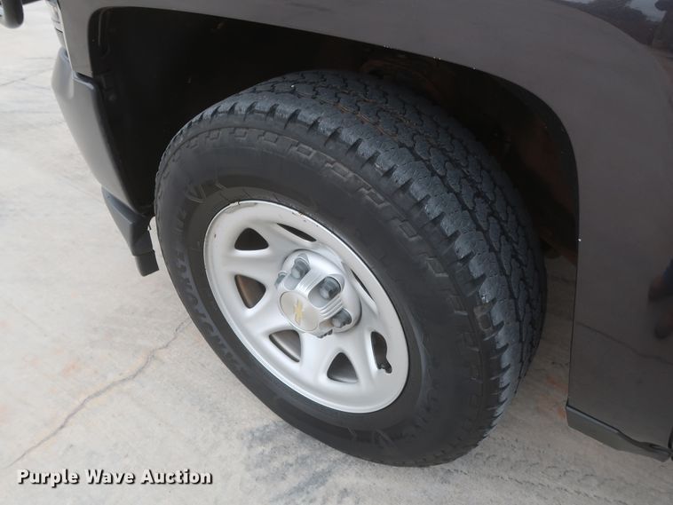 image for item HW9016 2016 Chevrolet Silverado 1500  Double Cab pickup truck