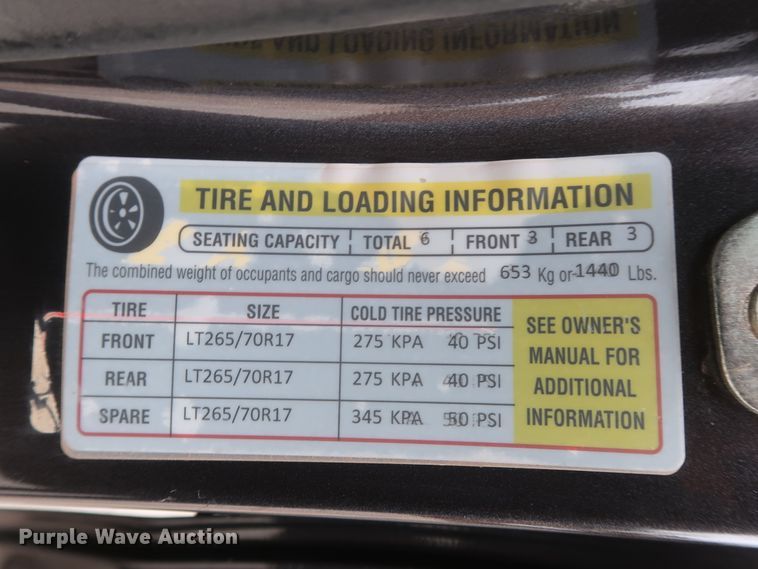 image for item HW9016 2016 Chevrolet Silverado 1500  Double Cab pickup truck