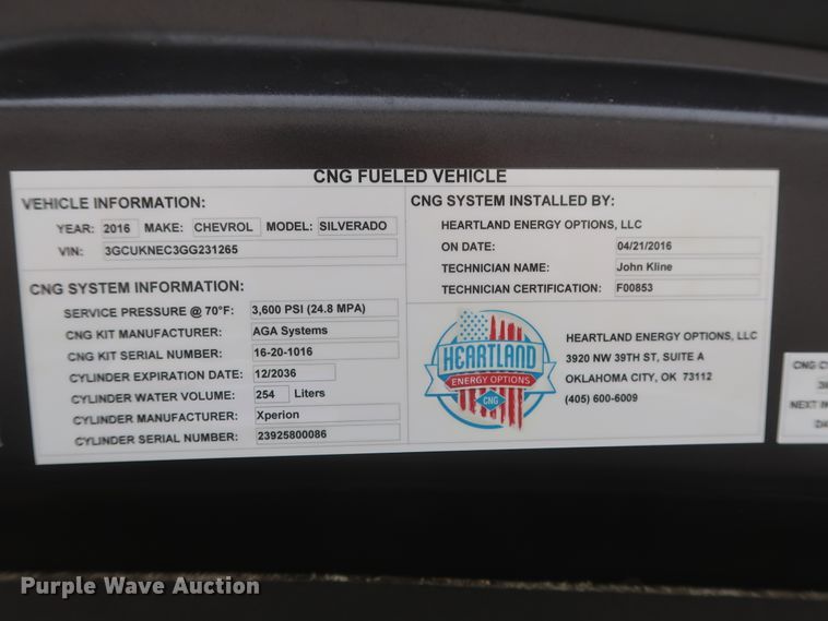 image for item HW9017 2016 Chevrolet Silverado 1500  Crew Cab pickup truck