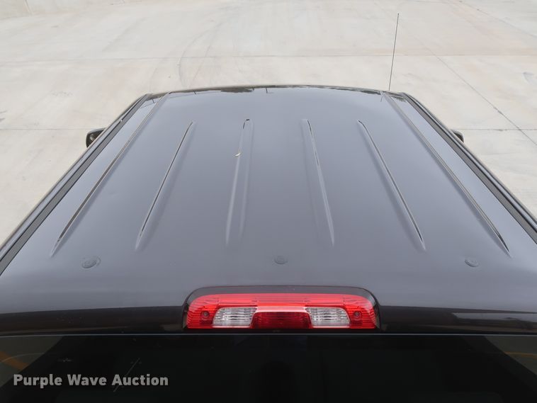 image for item HW9017 2016 Chevrolet Silverado 1500  Crew Cab pickup truck