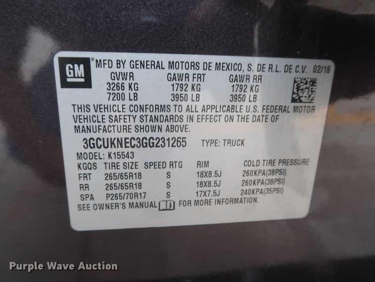 image for item HW9017 2016 Chevrolet Silverado 1500  Crew Cab pickup truck