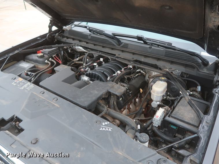 image for item HW9018 2016 Chevrolet Silverado 1500  Double Cab pickup truck