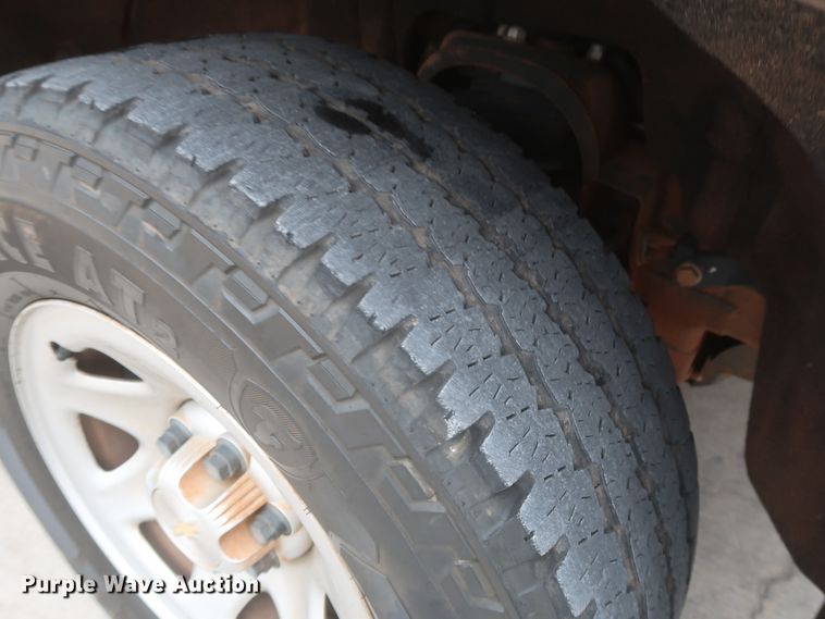 image for item HW9018 2016 Chevrolet Silverado 1500  Double Cab pickup truck