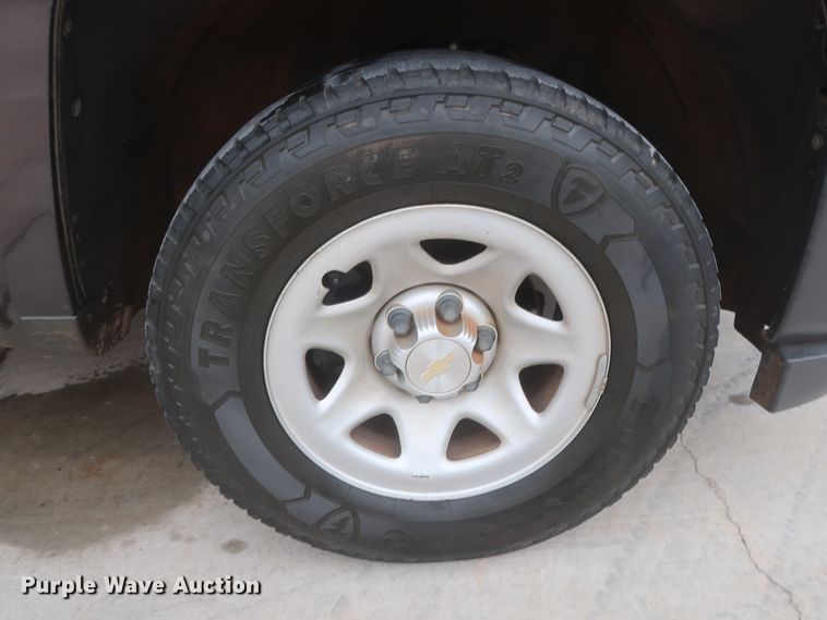 image for item HW9018 2016 Chevrolet Silverado 1500  Double Cab pickup truck