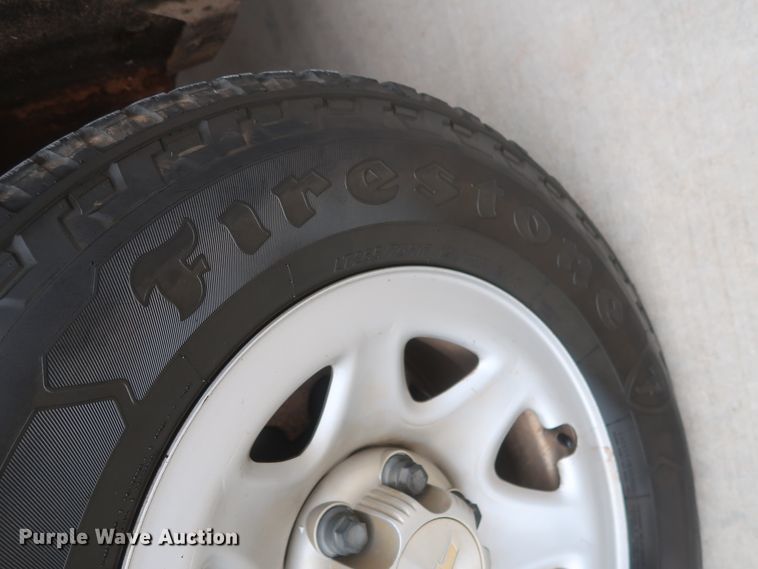 image for item HW9018 2016 Chevrolet Silverado 1500  Double Cab pickup truck