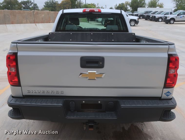 image for item HW9019 2016 Chevrolet Silverado 1500  Double Cab pickup truck