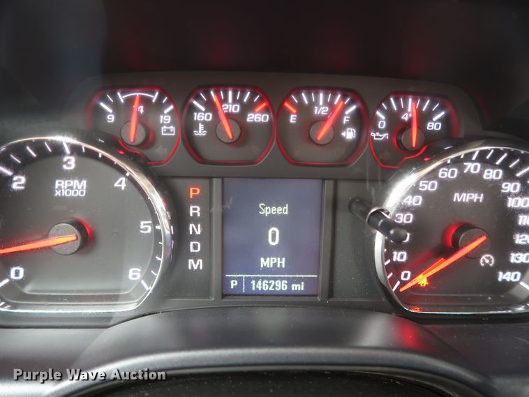 image for item HW9019 2016 Chevrolet Silverado 1500  Double Cab pickup truck