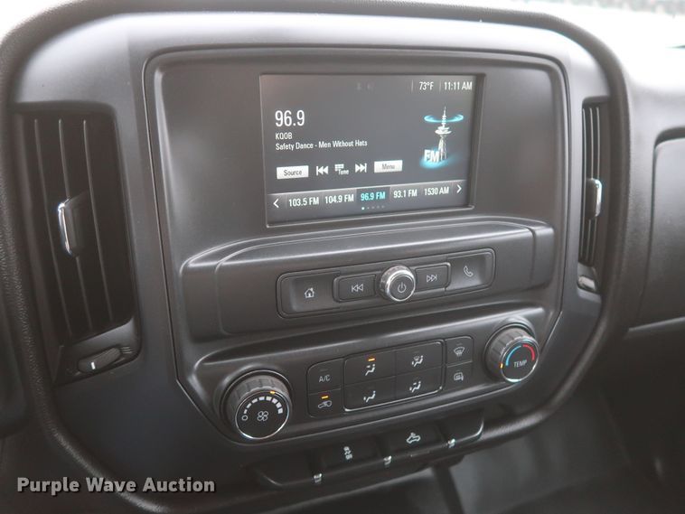 image for item HW9019 2016 Chevrolet Silverado 1500  Double Cab pickup truck