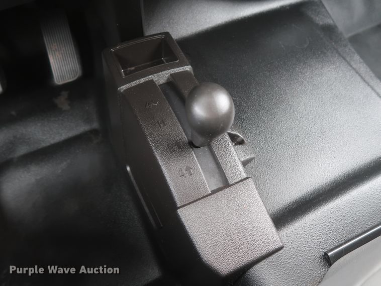 image for item HW9019 2016 Chevrolet Silverado 1500  Double Cab pickup truck