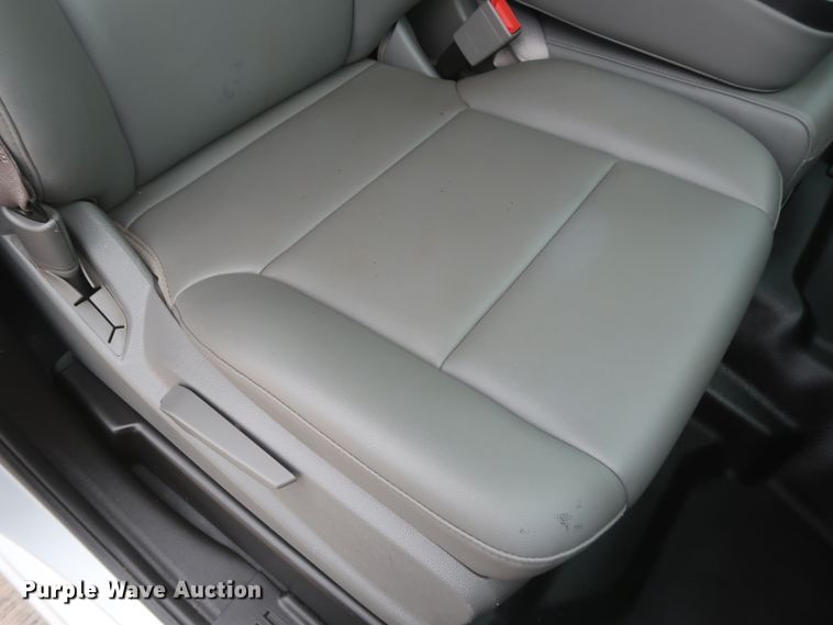 image for item HW9019 2016 Chevrolet Silverado 1500  Double Cab pickup truck