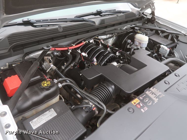 image for item HW9019 2016 Chevrolet Silverado 1500  Double Cab pickup truck