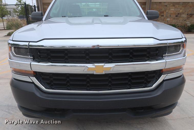 image for item HW9019 2016 Chevrolet Silverado 1500  Double Cab pickup truck