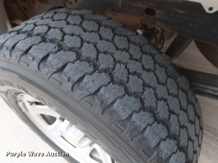 image for item HW9019 2016 Chevrolet Silverado 1500  Double Cab pickup truck