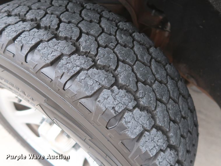 image for item HW9019 2016 Chevrolet Silverado 1500  Double Cab pickup truck