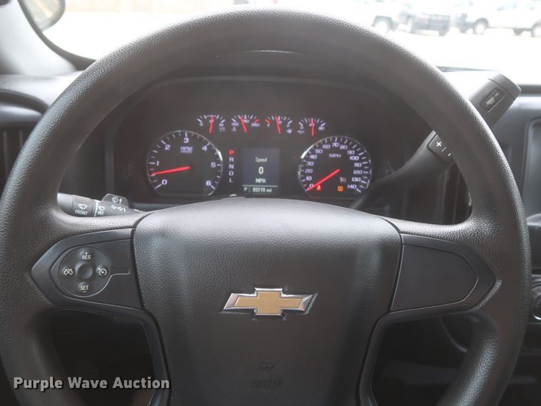 image for item HW9020 2017 Chevrolet Silverado 1500  Double Cab pickup truck