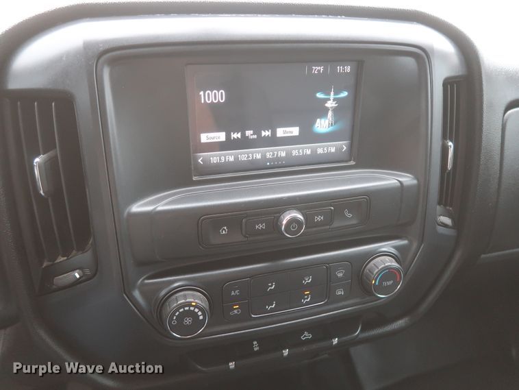 image for item HW9020 2017 Chevrolet Silverado 1500  Double Cab pickup truck