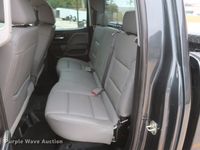 image for item HW9020 2017 Chevrolet Silverado 1500  Double Cab pickup truck