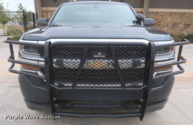 image for item HW9020 2017 Chevrolet Silverado 1500  Double Cab pickup truck