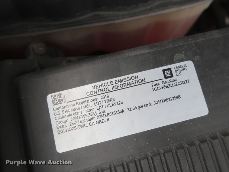 image for item HW9021 2018 Chevrolet Silverado 1500  Double Cab pickup truck