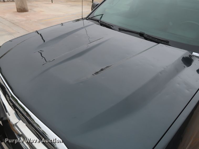 image for item HW9021 2018 Chevrolet Silverado 1500  Double Cab pickup truck