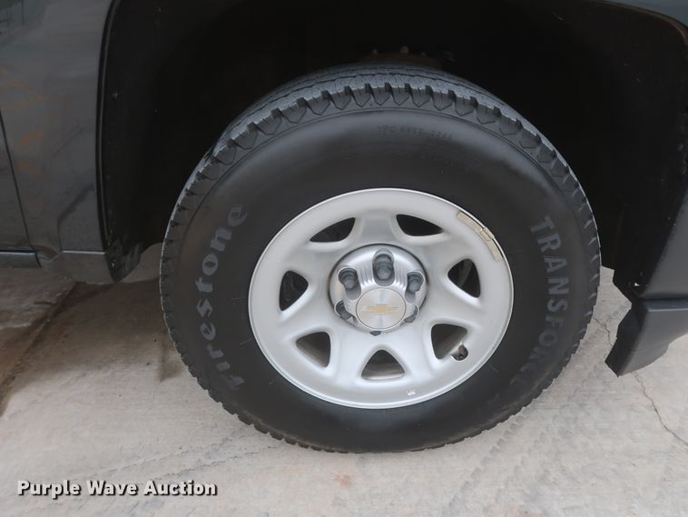 image for item HW9021 2018 Chevrolet Silverado 1500  Double Cab pickup truck