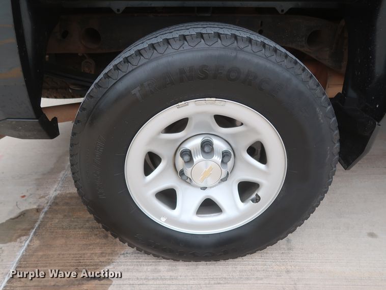 image for item HW9021 2018 Chevrolet Silverado 1500  Double Cab pickup truck