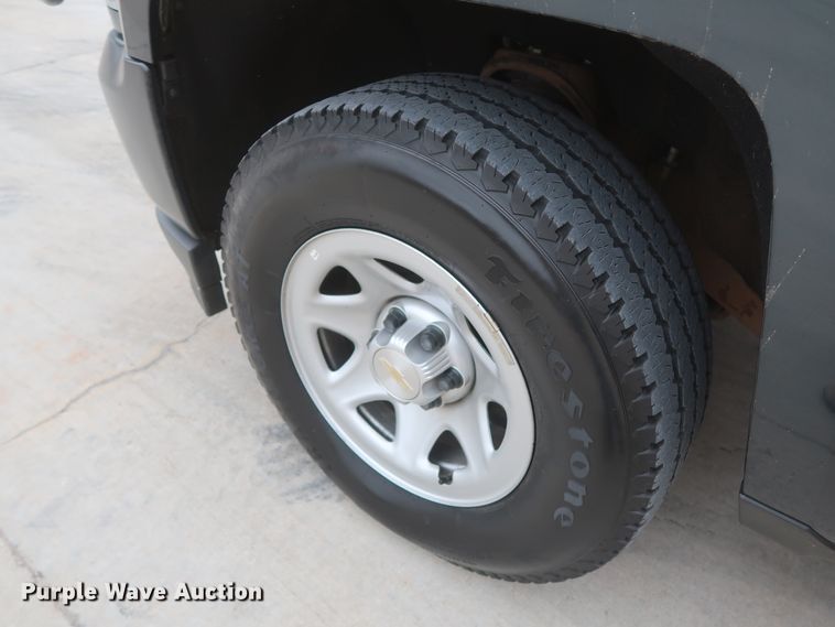 image for item HW9021 2018 Chevrolet Silverado 1500  Double Cab pickup truck