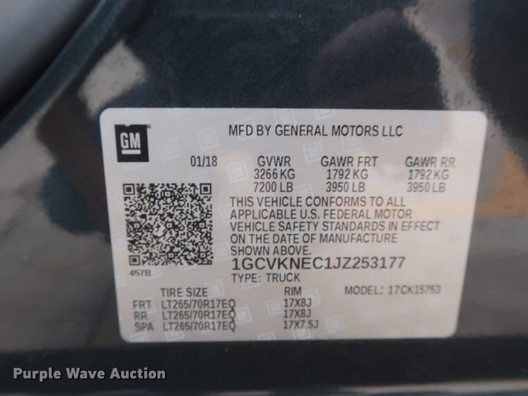 image for item HW9021 2018 Chevrolet Silverado 1500  Double Cab pickup truck