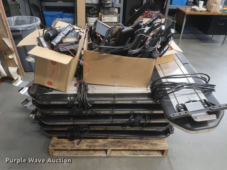 image for item HW9026 Automotive accessories