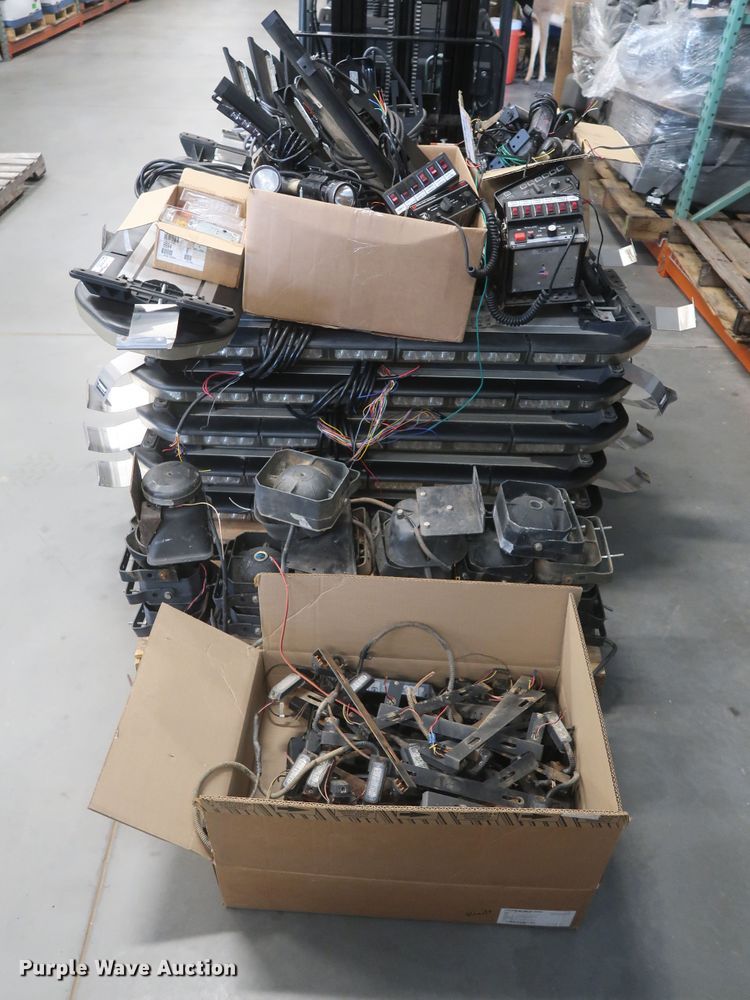 image for item HW9026 Automotive accessories