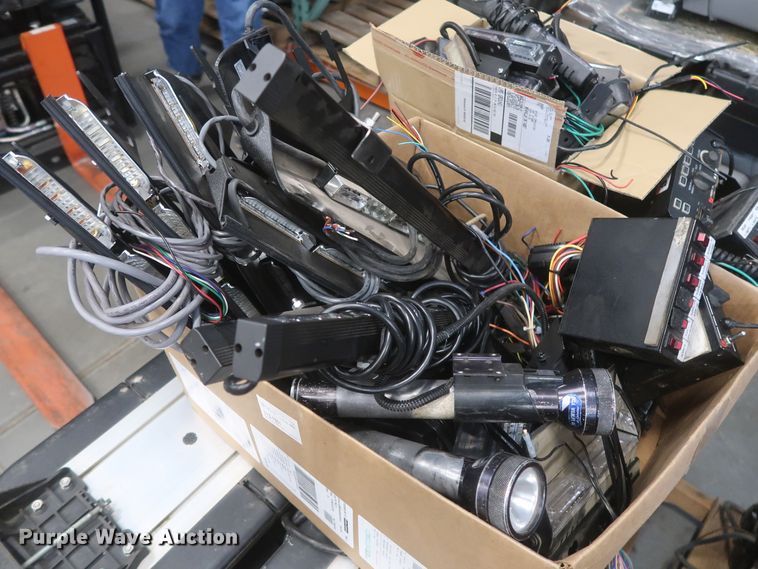 image for item HW9026 Automotive accessories