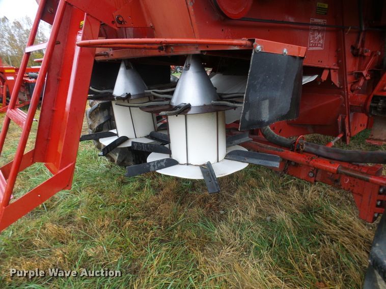 image for item DC2902 1988 Case IH 1640  Axial-Flow RWA combine