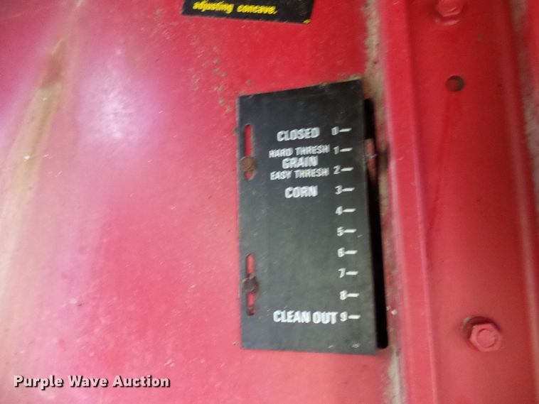 image for item DC2902 1988 Case IH 1640  Axial-Flow RWA combine