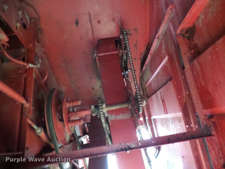 image for item DC2902 1988 Case IH 1640  Axial-Flow RWA combine