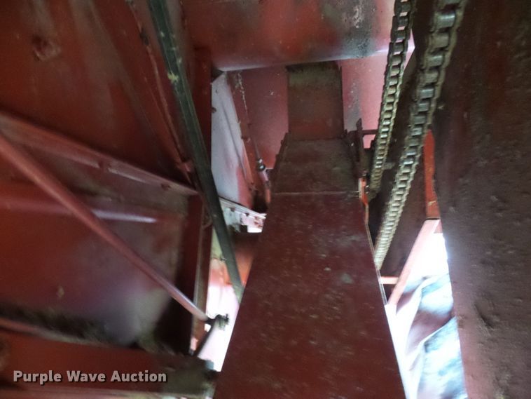 image for item DC2902 1988 Case IH 1640  Axial-Flow RWA combine