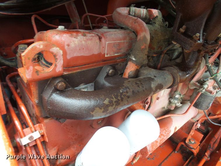 image for item DC2902 1988 Case IH 1640  Axial-Flow RWA combine