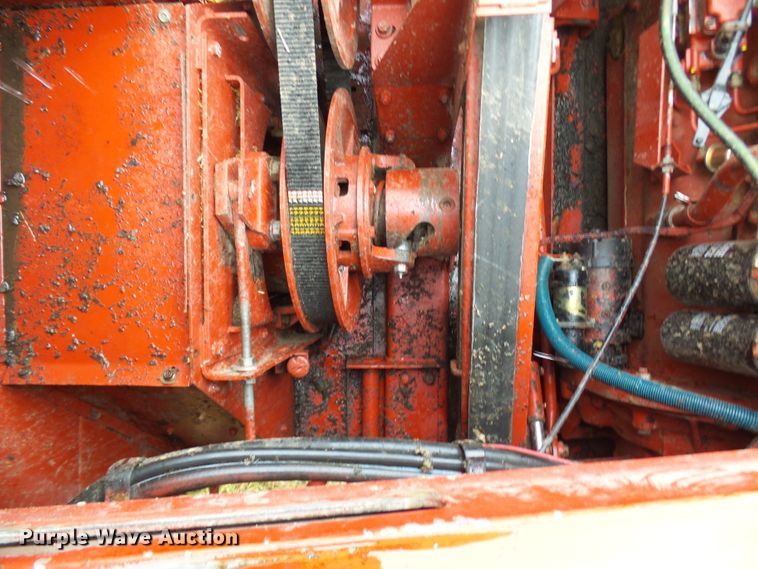 image for item DC2902 1988 Case IH 1640  Axial-Flow RWA combine