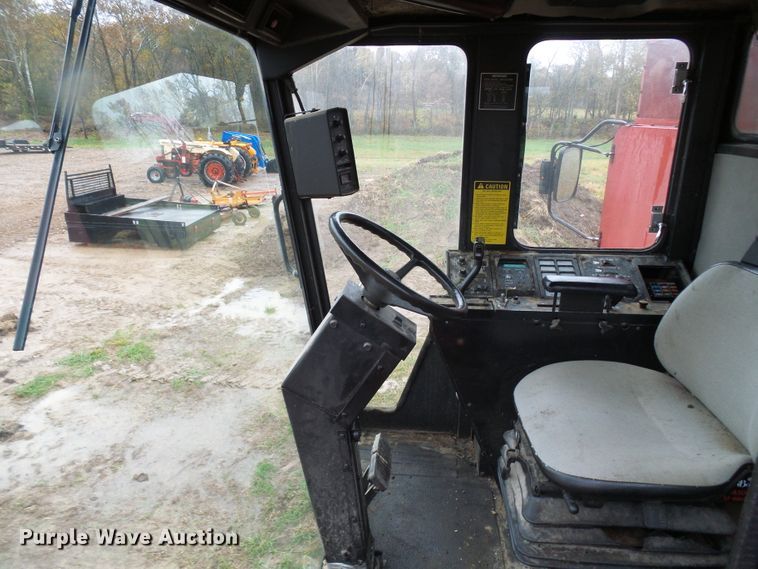 image for item DC2902 1988 Case IH 1640  Axial-Flow RWA combine