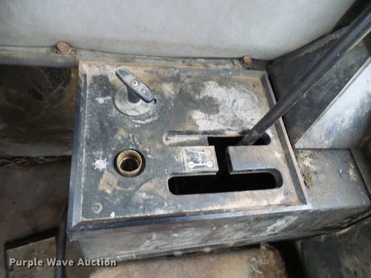 image for item DC2902 1988 Case IH 1640  Axial-Flow RWA combine