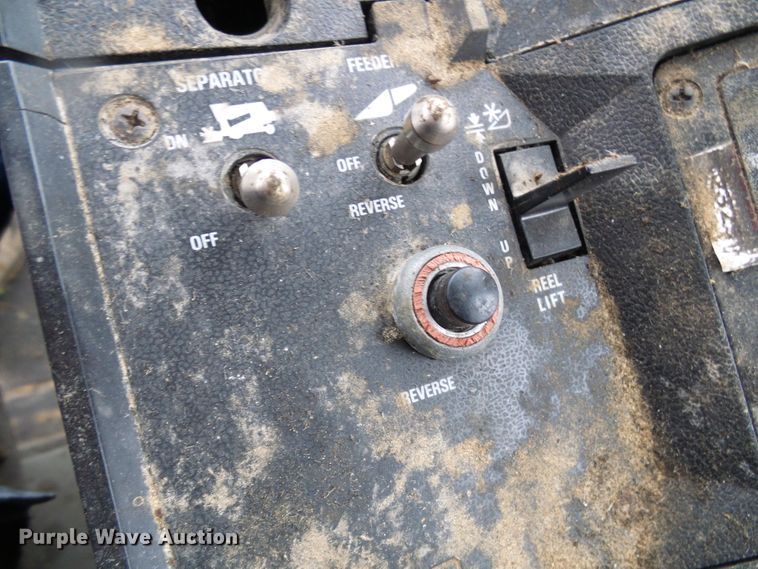 image for item DC2902 1988 Case IH 1640  Axial-Flow RWA combine