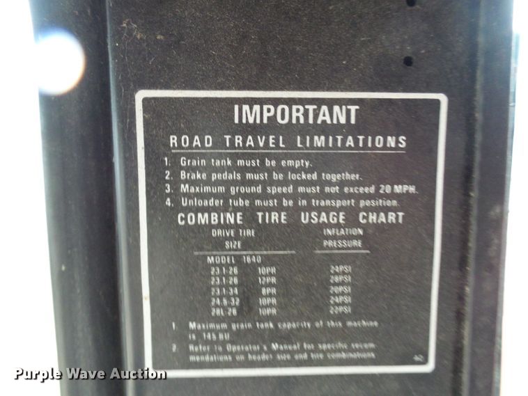 image for item DC2902 1988 Case IH 1640  Axial-Flow RWA combine